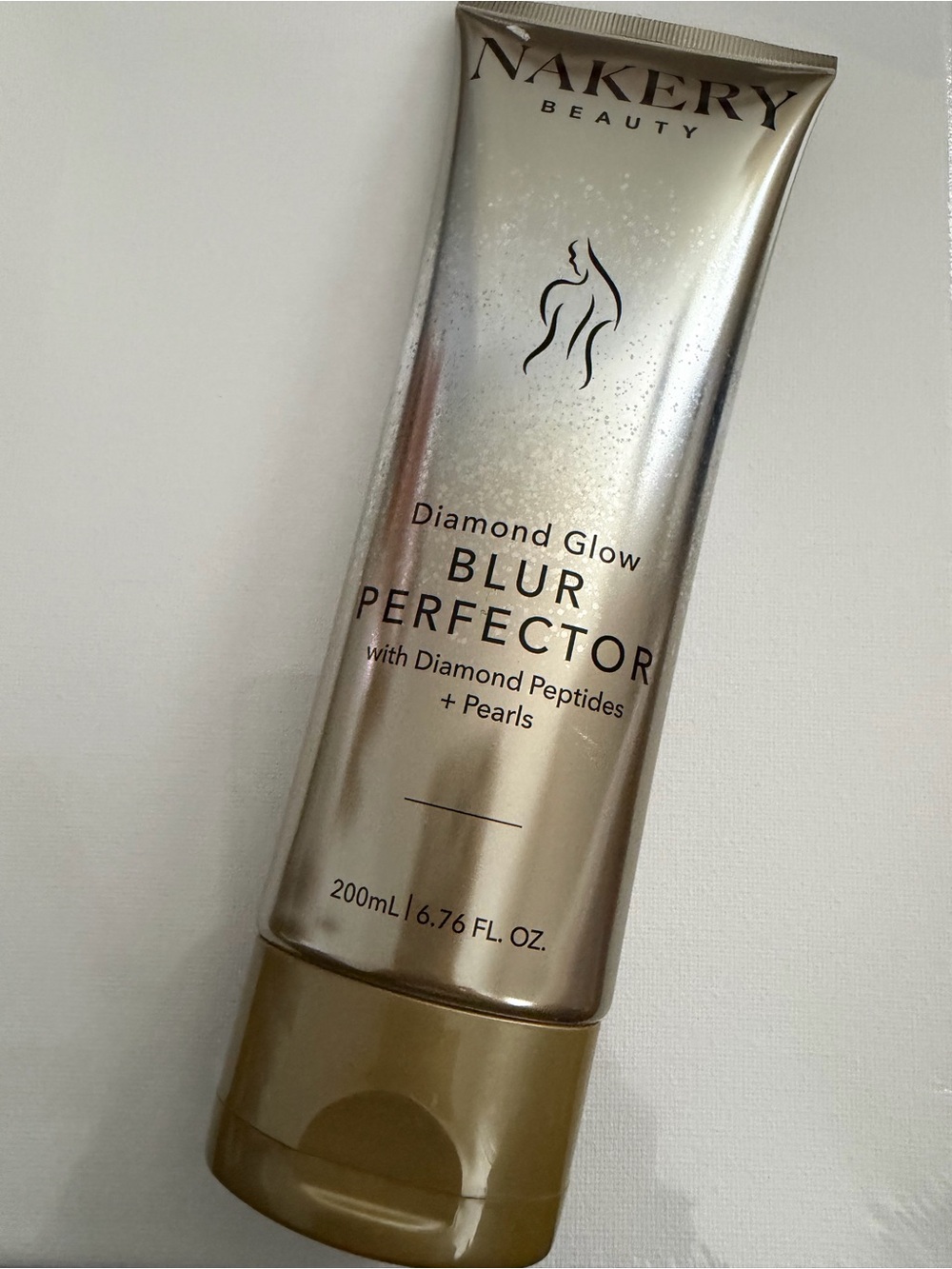 Nakery Beauty Diamond Glow Blur Perfector - Gold Tone